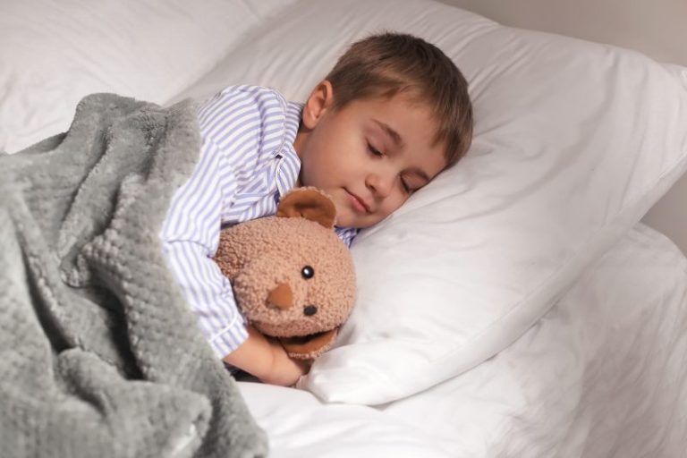 Jaka jest optymalna ilość snu dla dzieci według najnowszych wytycznych medycznych